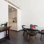 Διαμέρισμα Dal Sarto Nel Palazzo Del 1600 Λα Σπέτσια