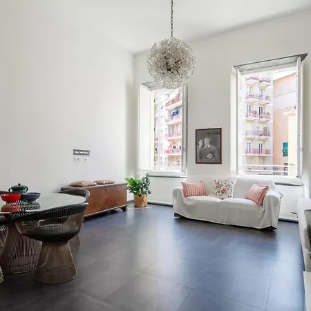 Dal Sarto Nel Palazzo Del 1600 *