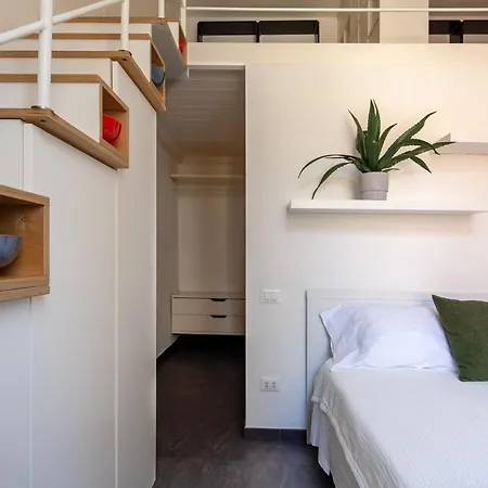 Dal Sarto Nel Palazzo Del 1600 *