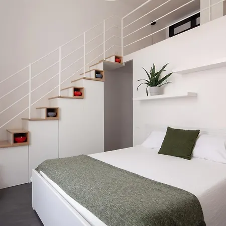 Dal Sarto Nel Palazzo Del 1600 Ла-Спеція